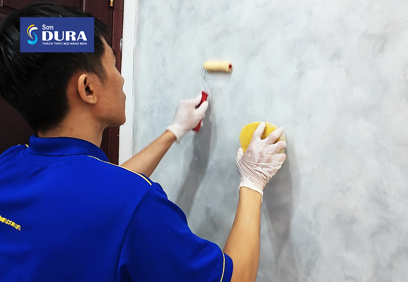 Phủ lớp Topcoat bảo về bề mặt sơn hiệu ứng