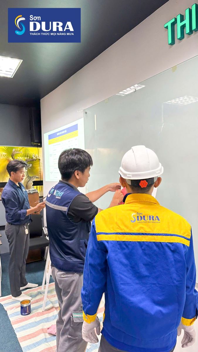 Workshop thi công sơn hiệu ứng tại Thiết Thạch Group
