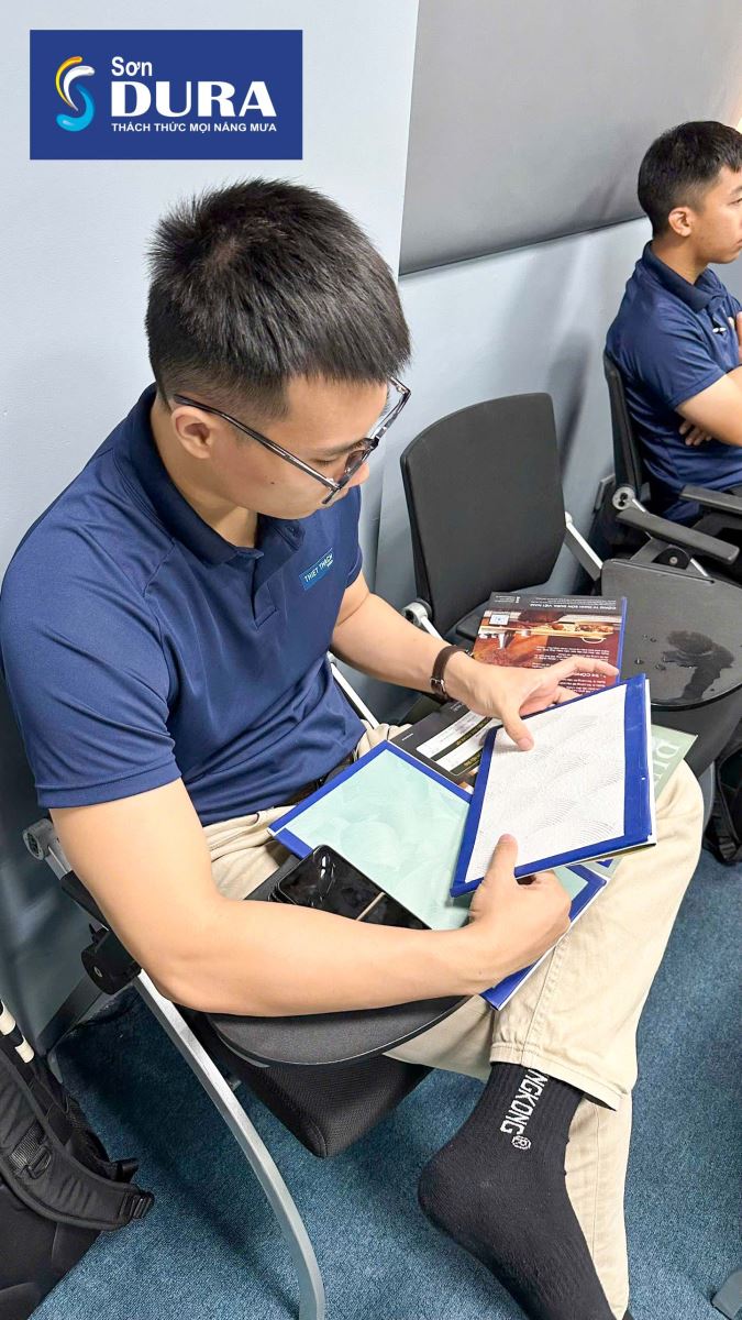 Workshop thi công sơn hiệu ứng tại Thiết Thạch Group